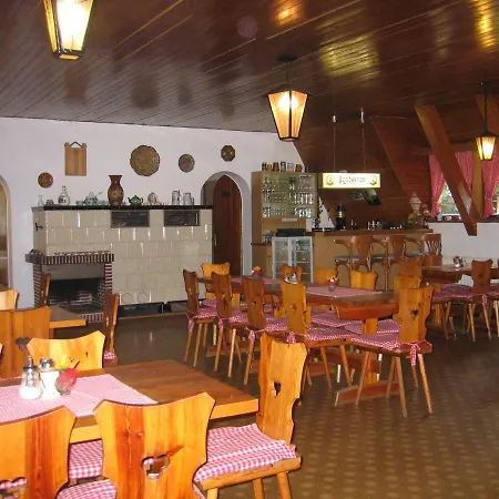 Nyaraló Feriendorf Finnhutte *